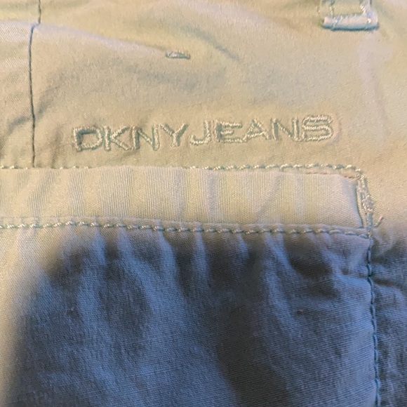DKNY JEANS. CAPRI - Picture 8 of 10